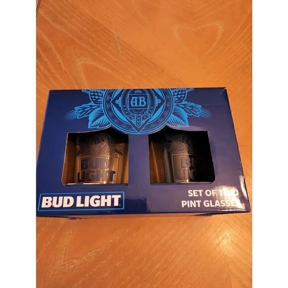 Bud light set of 2 pint glasses - Picture 1 of 2
